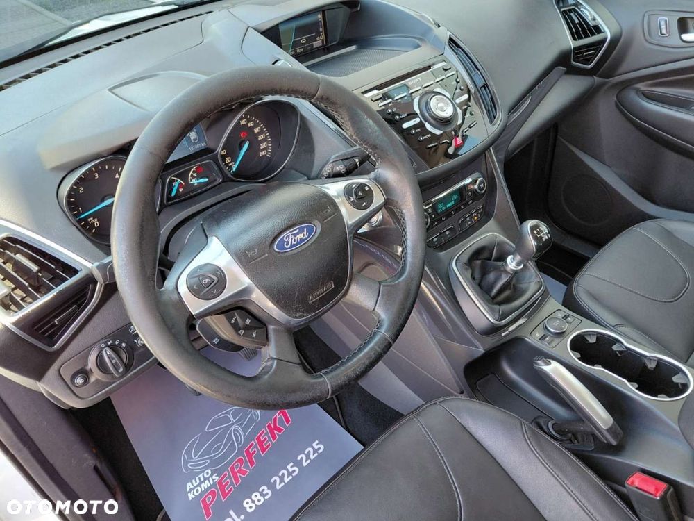 Ford Kuga - 10