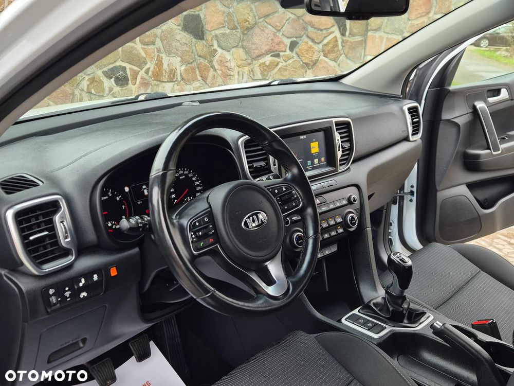 Kia Sportage 1.6 GDI 2WD Black Edition - 23