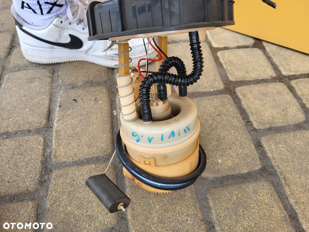 Pompka paliwa w zbiornik mini cooper 07r 1.6 benzyna - 1