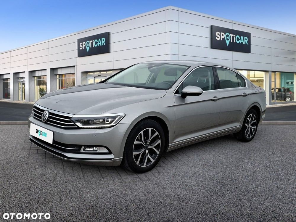 Volkswagen Passat 2.0 TDI BMT Comfortline DSG - 2