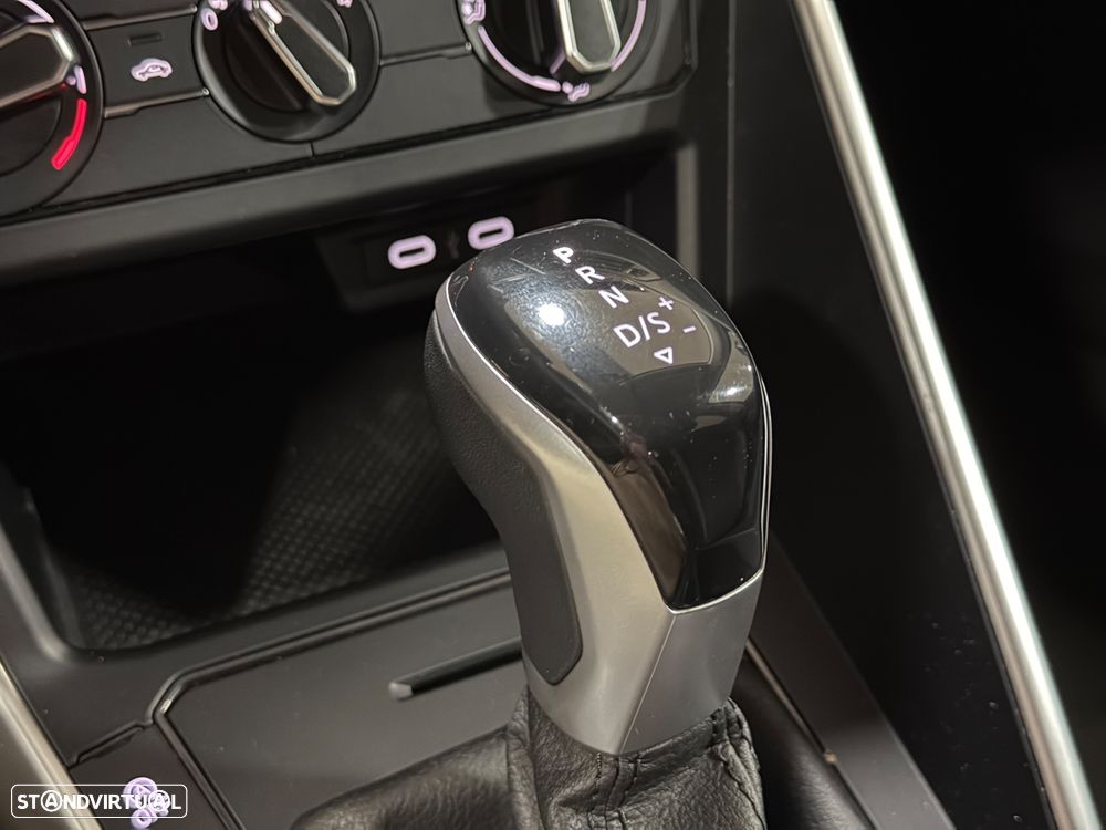 VW Polo 1.0 TSI Urban DSG - 10