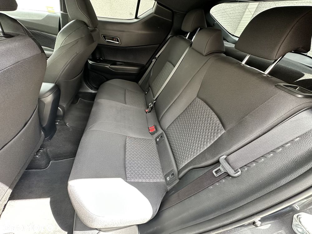 Toyota C-HR 1.8 Hybrid GPF Style - 19