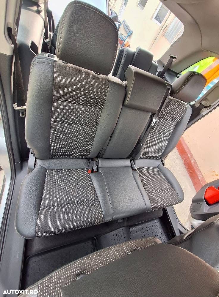 Opel Zafira - 8