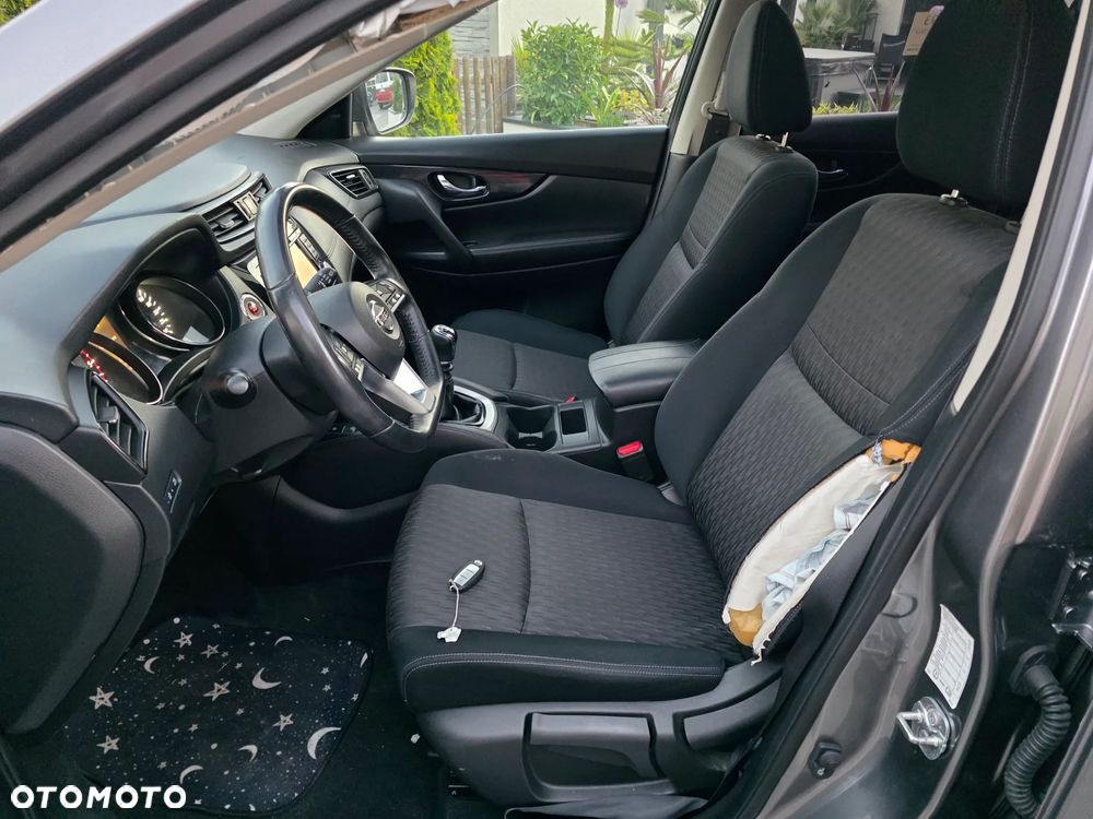 Nissan X-Trail - 23