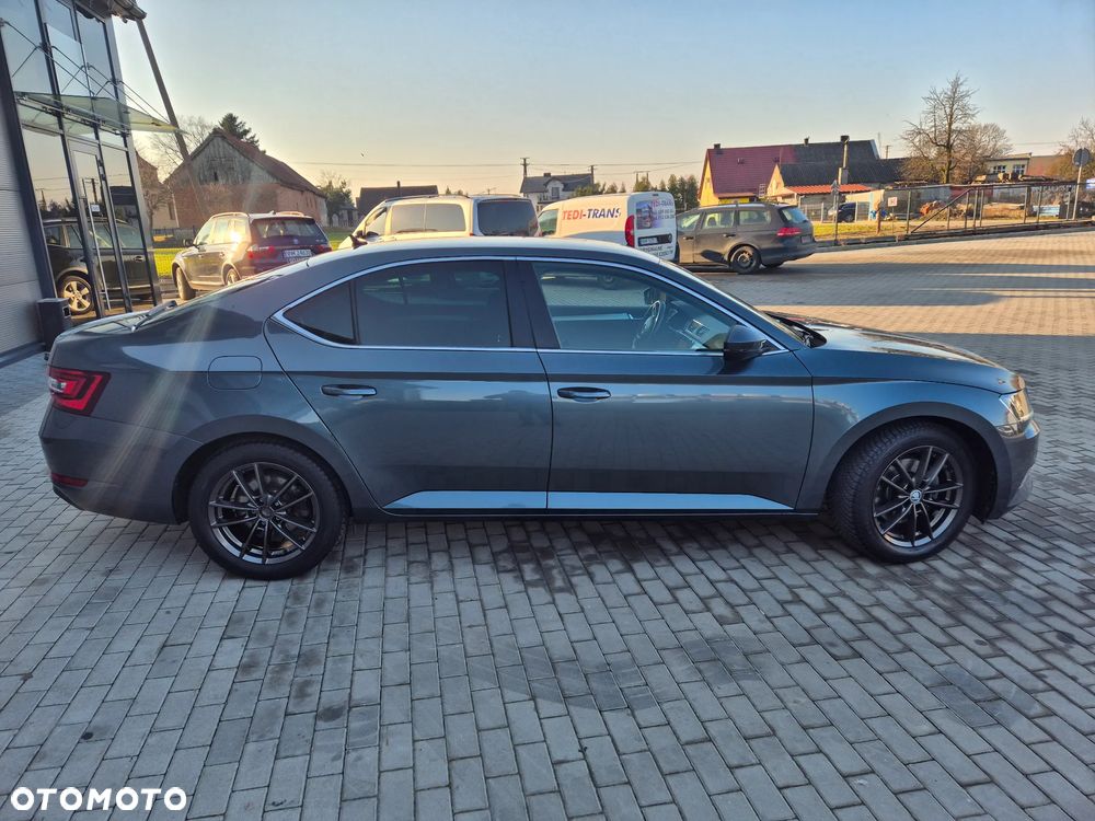 Skoda Superb - 16
