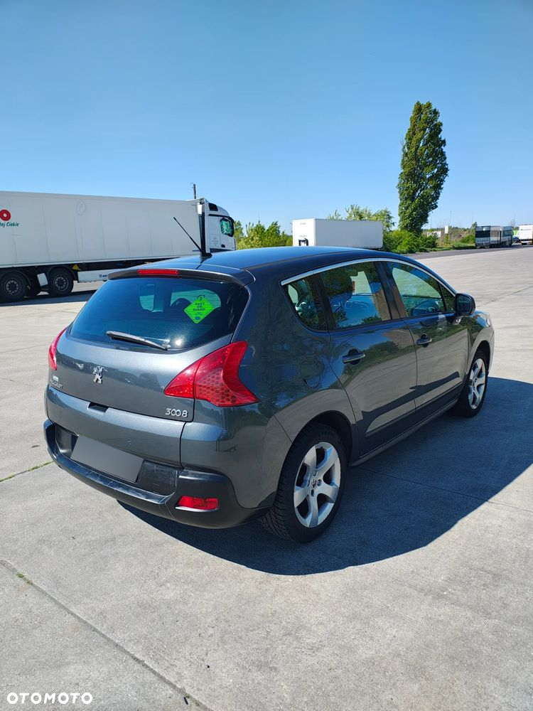 Peugeot 3008 1.6 HDi Style - 2