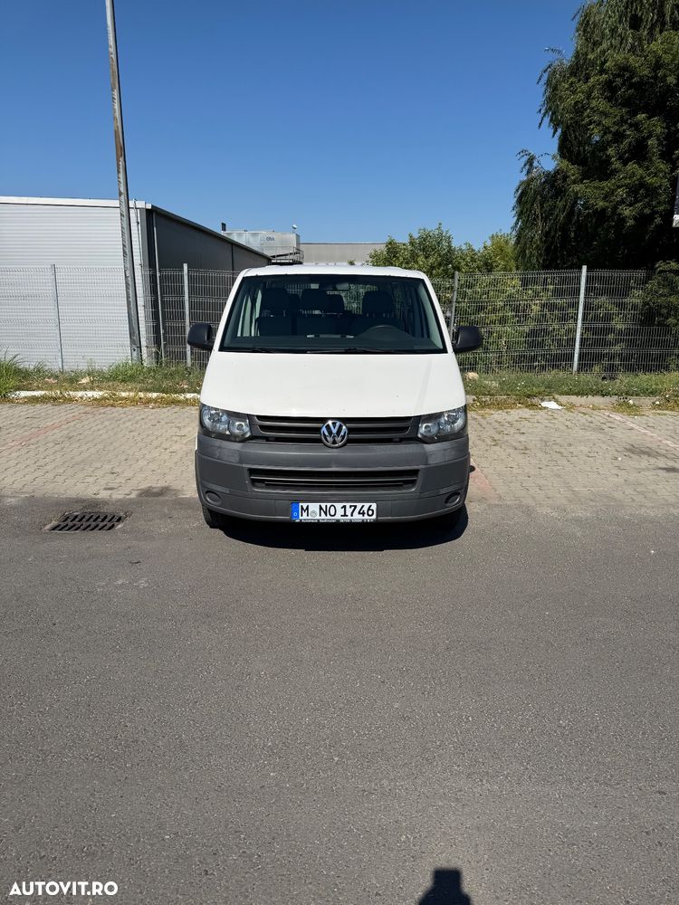 Volkswagen Transporter - 1