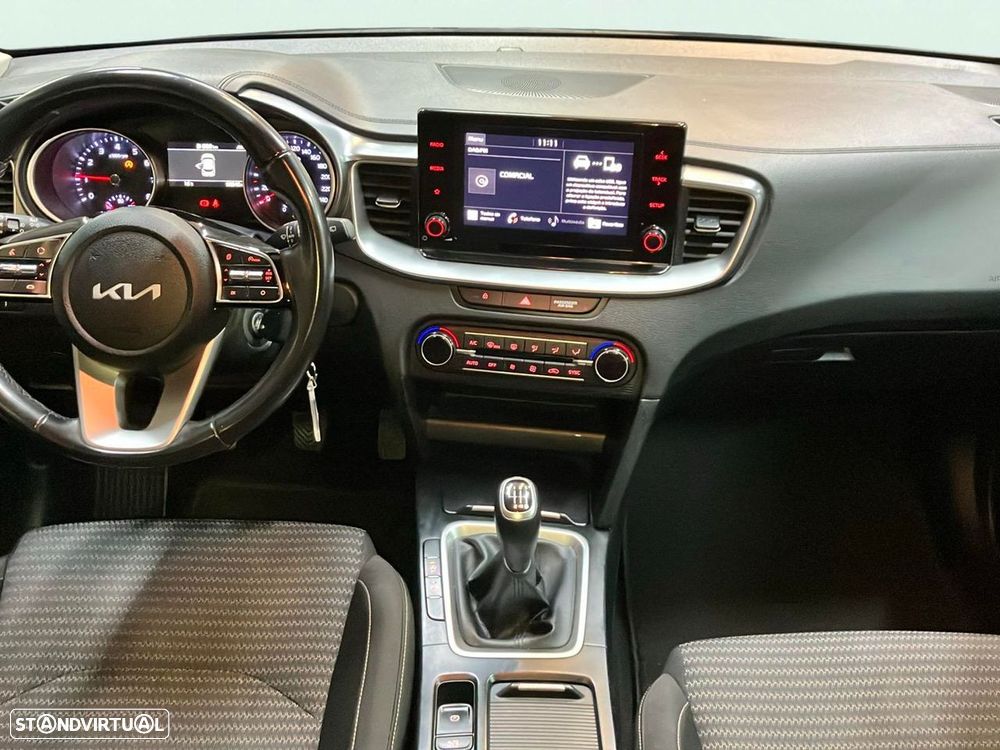 Kia XCeed 1.0 T-GDI Drive - 12