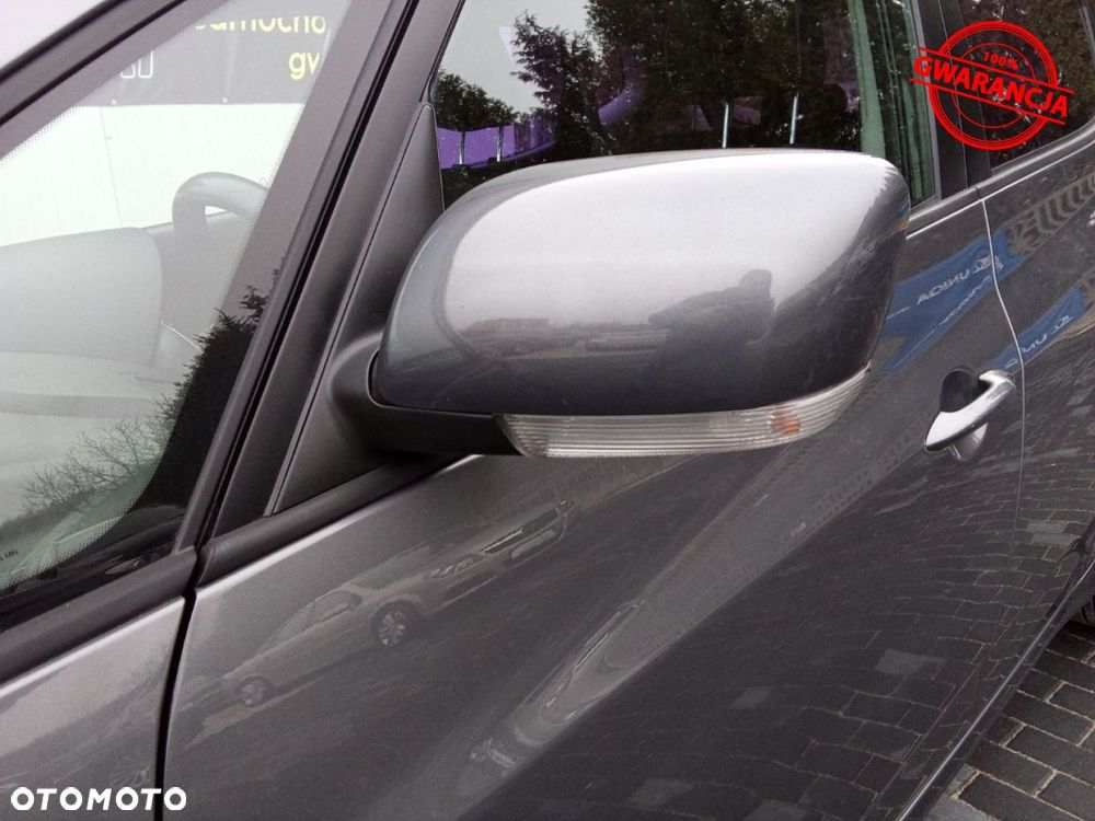 Kia Venga - 28