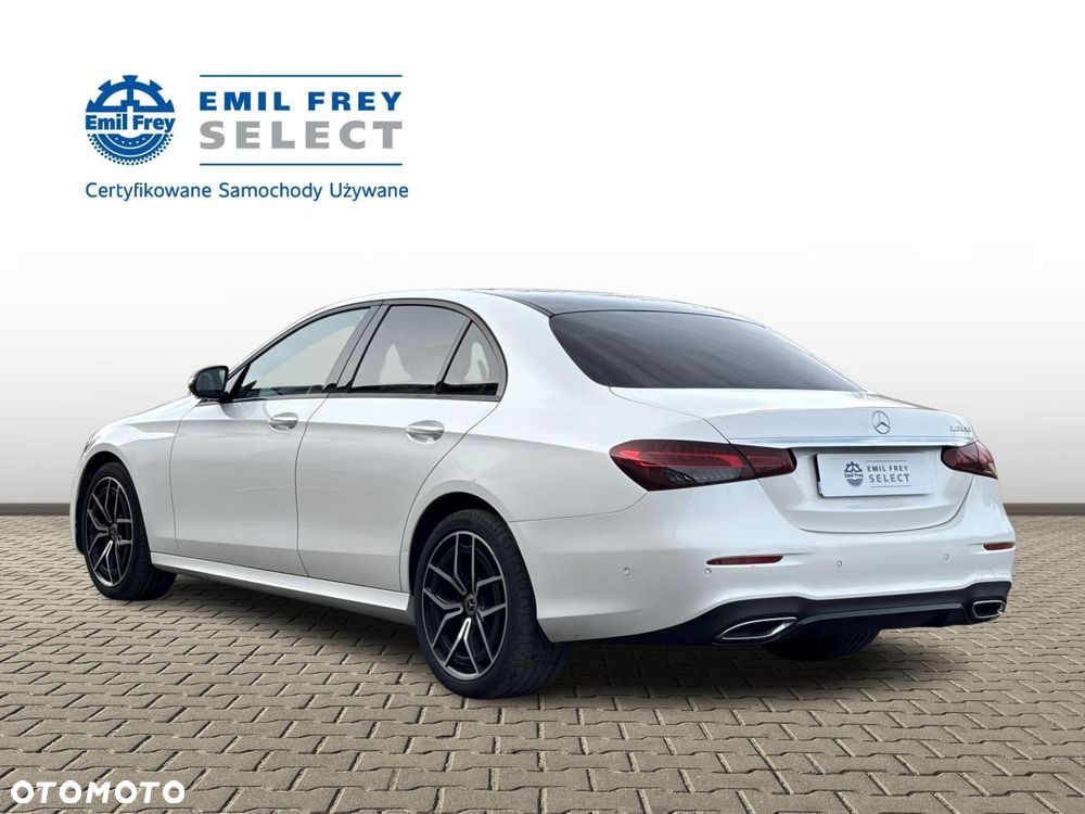 Mercedes-Benz Klasa E - 3