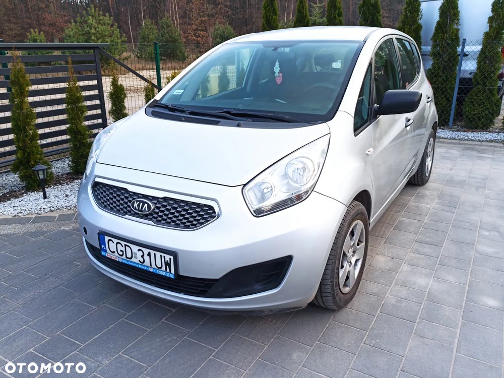 Kia Venga 1.4 CRDi L - 11