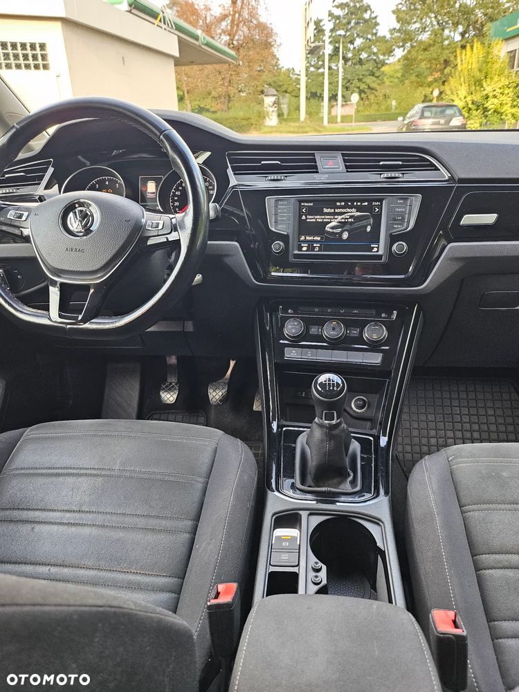 Volkswagen Touran 1.4 TSI BMT Highline - 12
