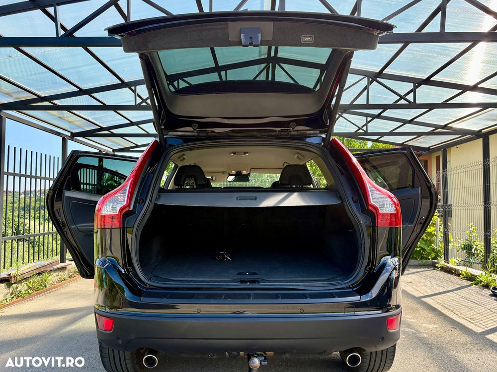 Volvo XC 60 2.4D AWD Momentum - 6