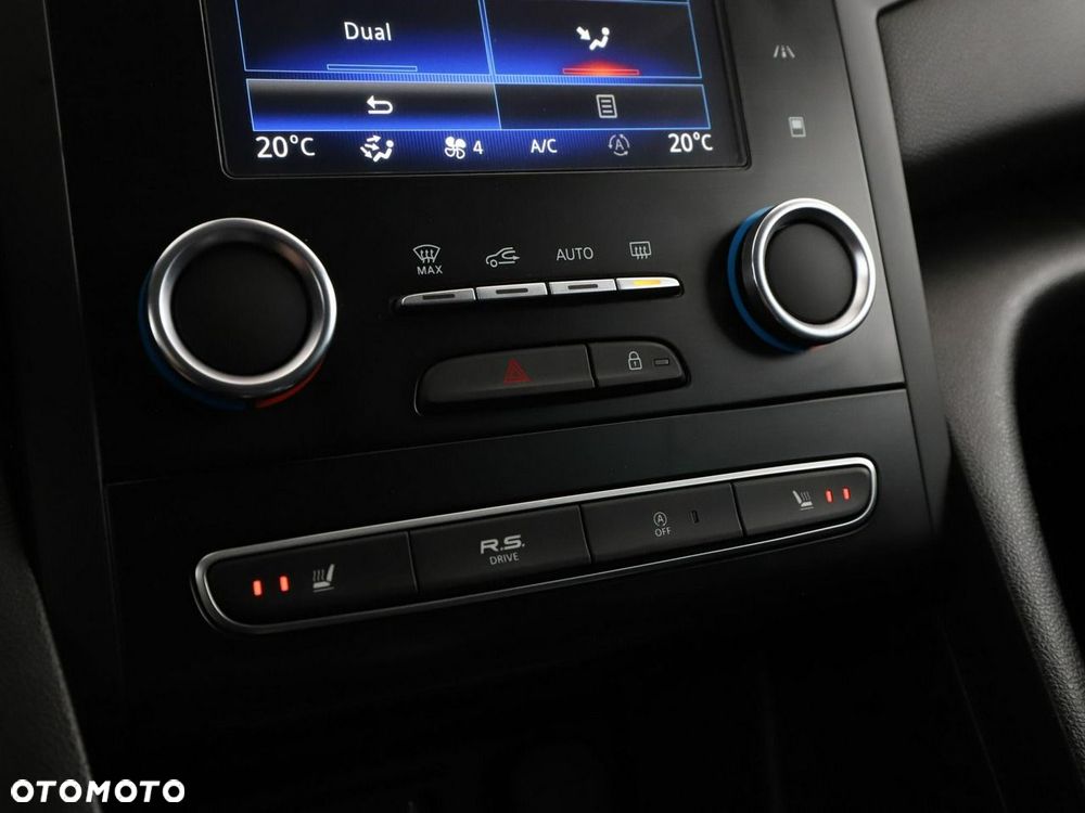 Renault Megane ENERGY TCe 205 EDC GT - 30