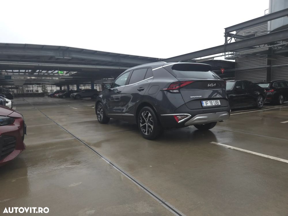 Kia Sportage 1.6 DSL MHEV 7DCT HP 4x2 Style - 4