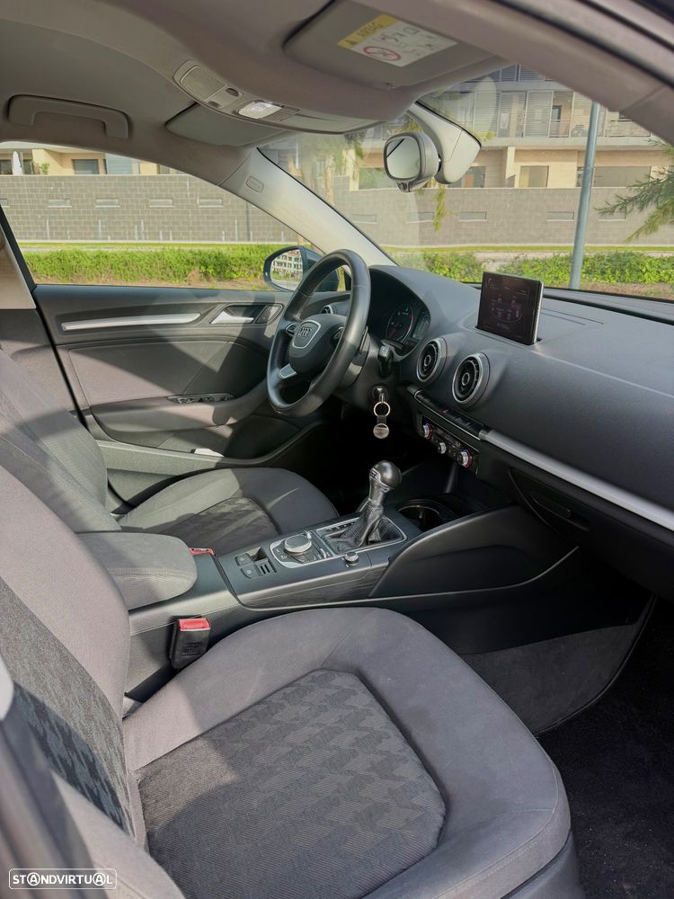 Audi A3 Limousine 1.6 TDI Attraction S tronic - 8