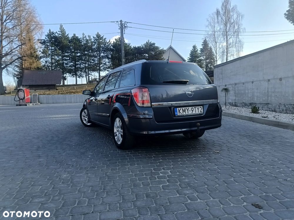 Opel Astra 1.7 CDTI DPF Design Edition - 2