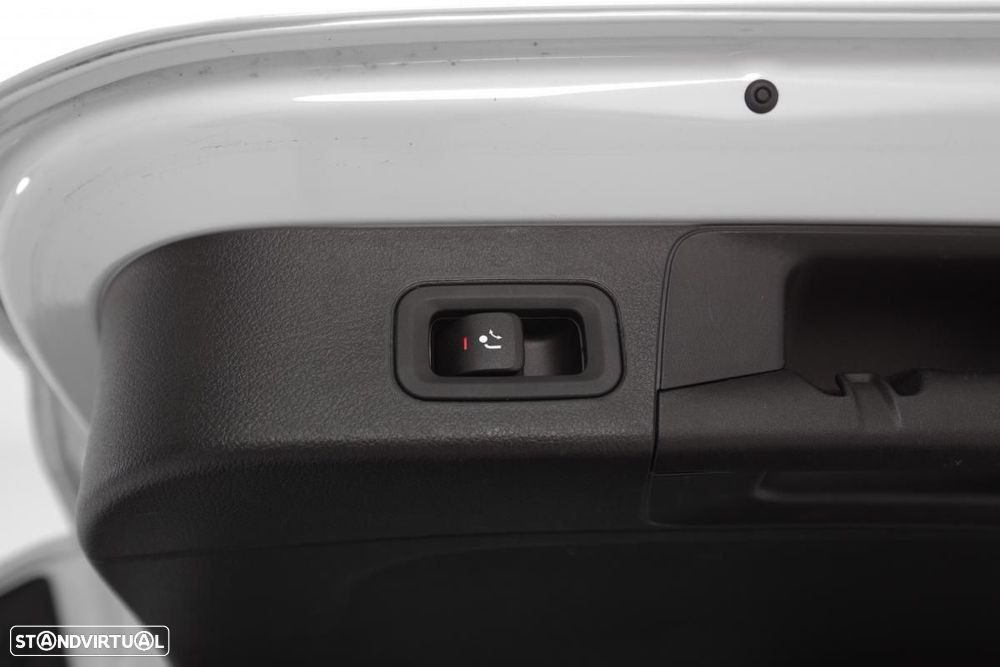 Mercedes-Benz B 250 e 8G-DCT Edition 2020 - 14