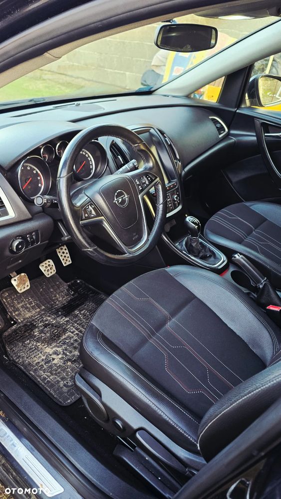 Opel Astra 1.4 T Edition 150 - 16