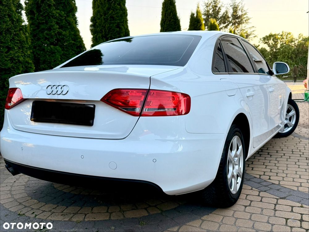 Audi A4 Limousine - 21