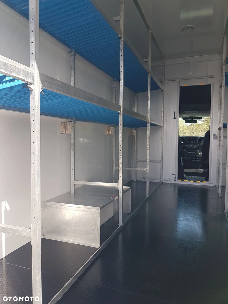 Iveco DAILY KONTENER NISKOPODŁOGOWY 4,43x2,23x2,42 SKLEP KAMPER FOODTRUCK BAR KLIMA KONIOWÓZ - 18