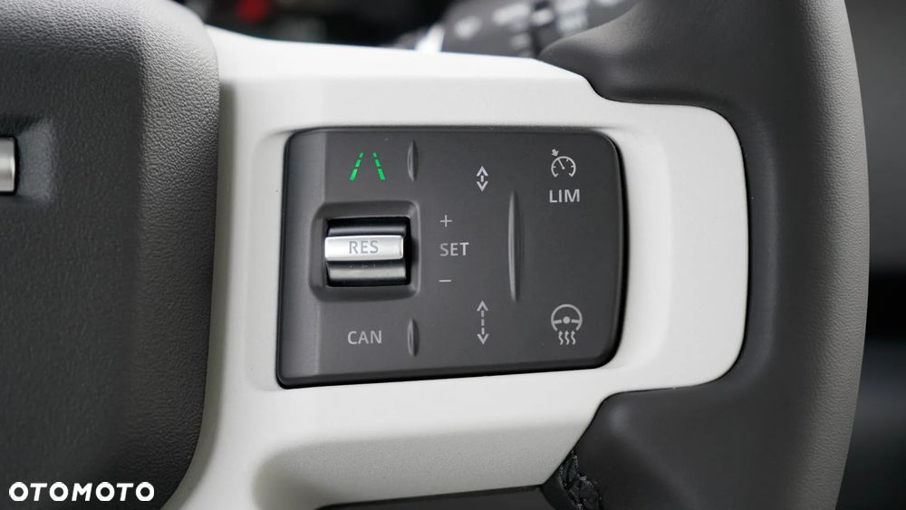 Land Rover Defender 3.0 D350 mHEV X-Dynamic HSE - 18