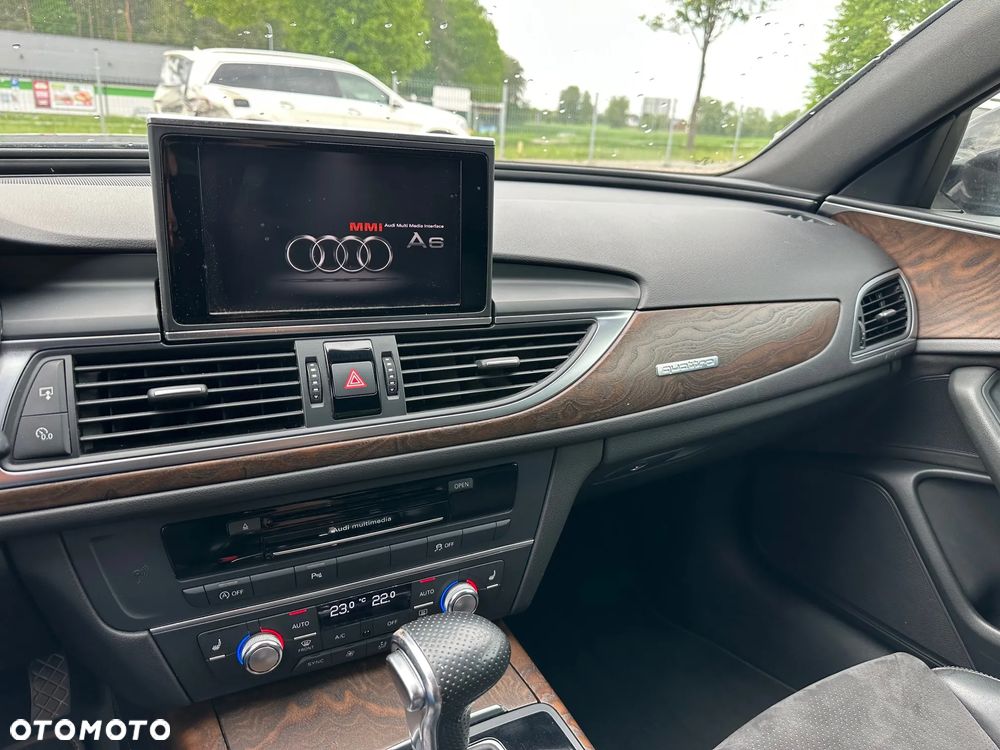 Audi A6 Avant - 16