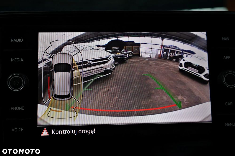 Volkswagen T-Roc 2.0 TDI SCR Style DSG - 30