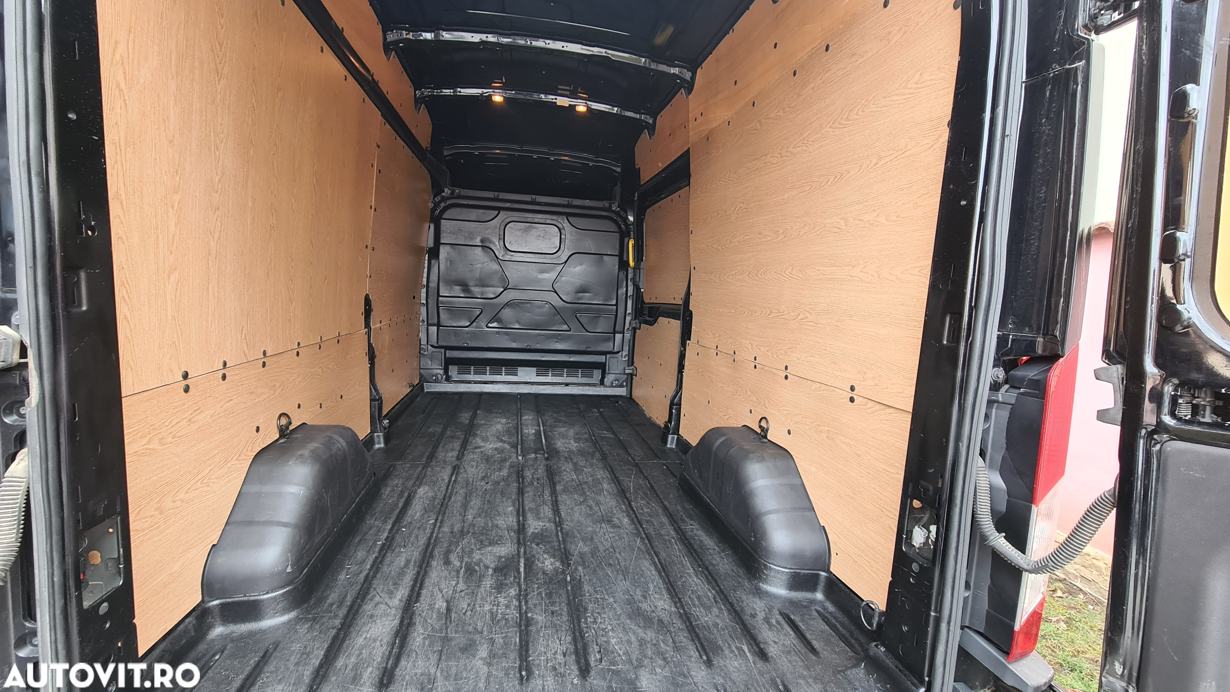 Ford transit - 11