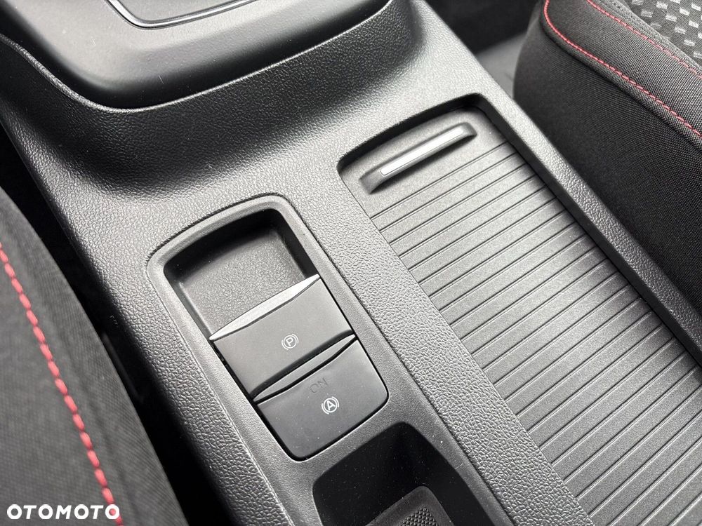 Ford Focus - 28