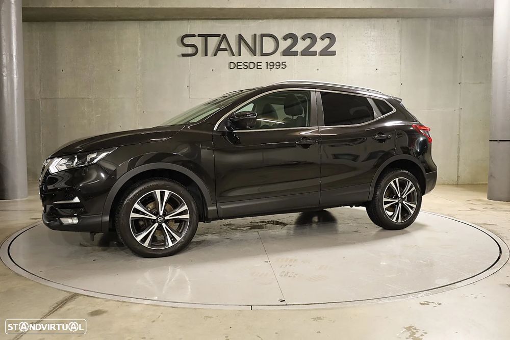 Nissan Qashqai 1.5 dCi N-Connecta J18 - 9