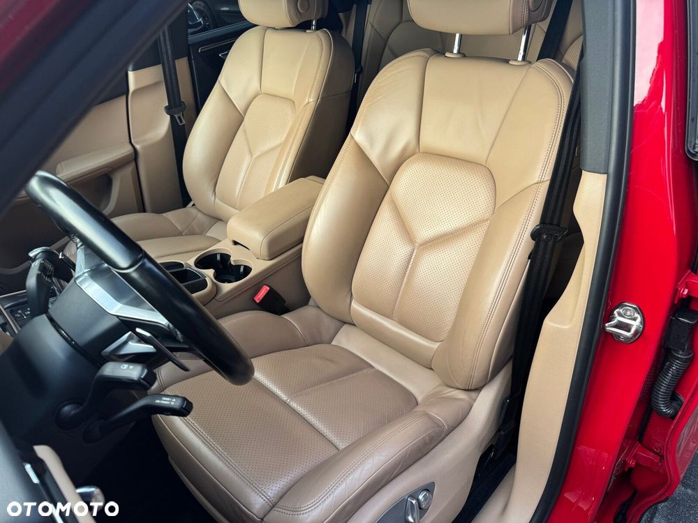 Porsche Macan Standard - 13