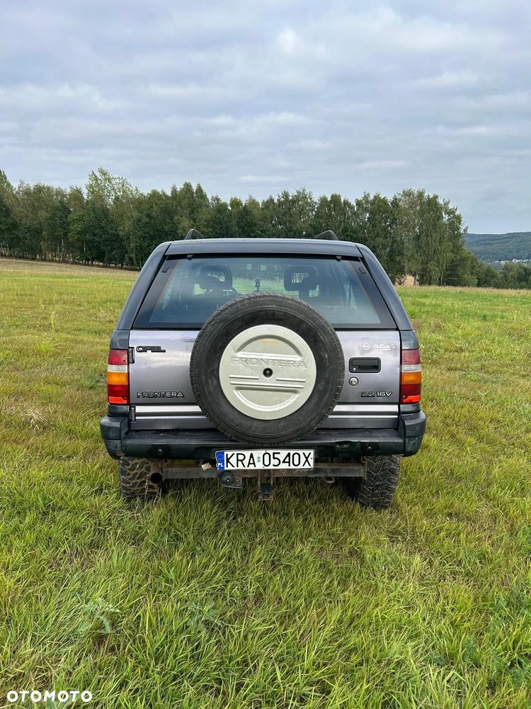 Opel Frontera 2.5 TDS - 9