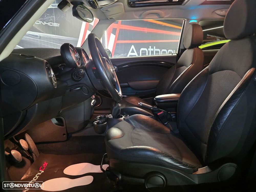 MINI 3 Portas Cooper D - 14