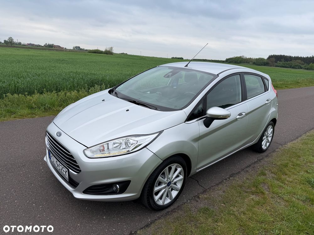Ford Fiesta 1.0 EcoBoost Powershift Titanium - 5