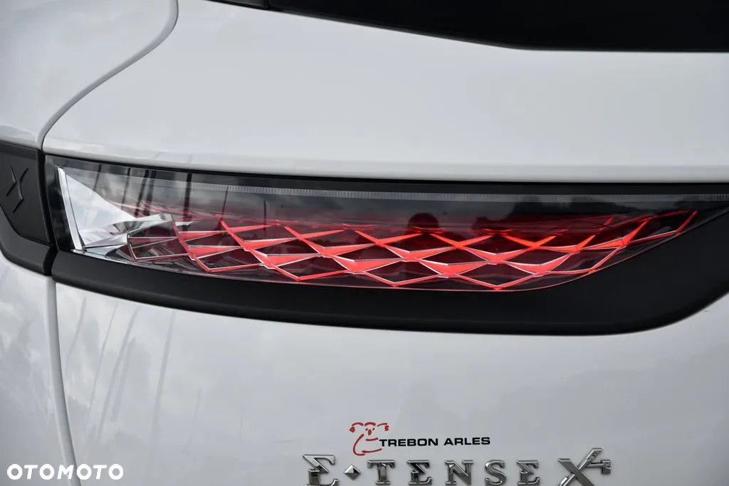DS Automobiles DS 7 Crossback 1.6 E-Tense 4x4 Performance Line + - 15