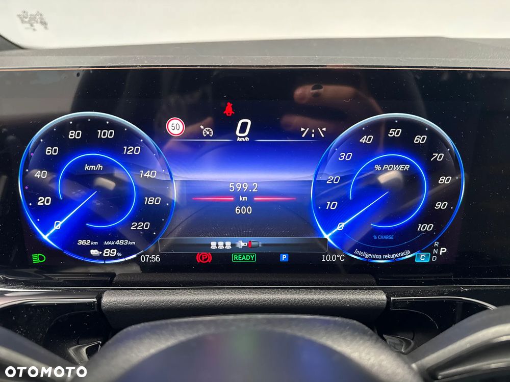 Mercedes-Benz EQA 250+ 70.5kWh AMG Line - 17