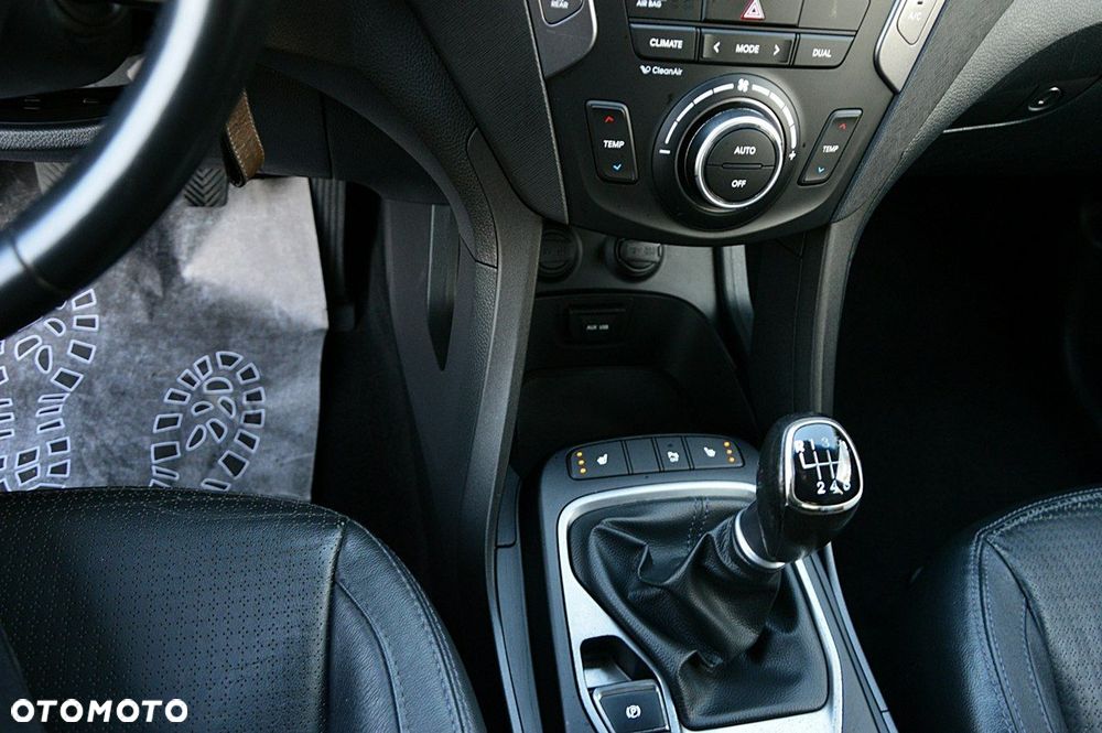 Hyundai Santa Fe 2.0 CRDi 2WD Premium - 24