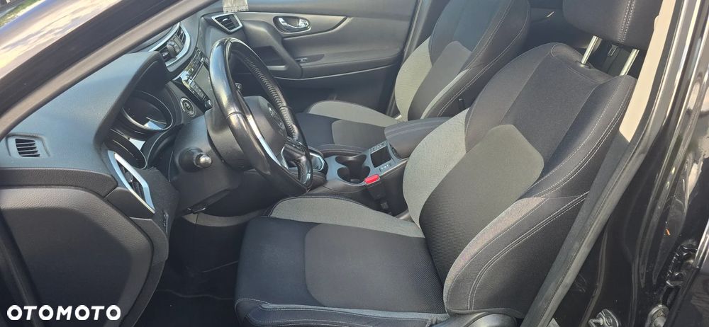 Nissan Qashqai - 11