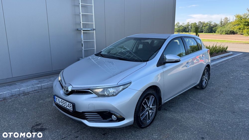 Toyota Auris 1.6 Comfort - 2