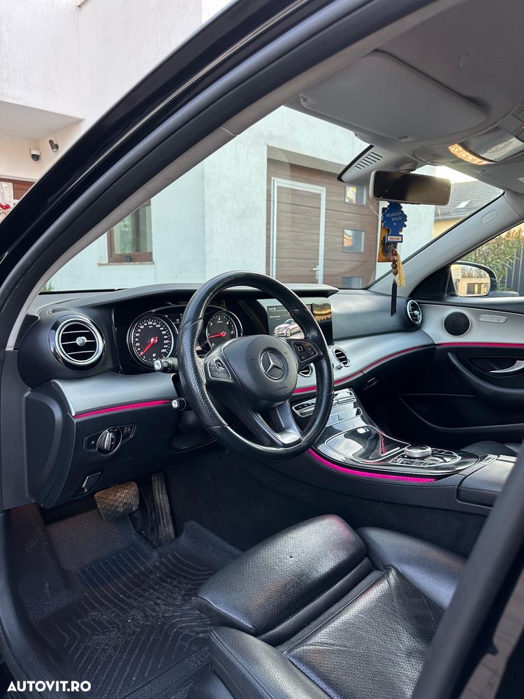 Mercedes-Benz E 200 d 9G-TRONIC - 12