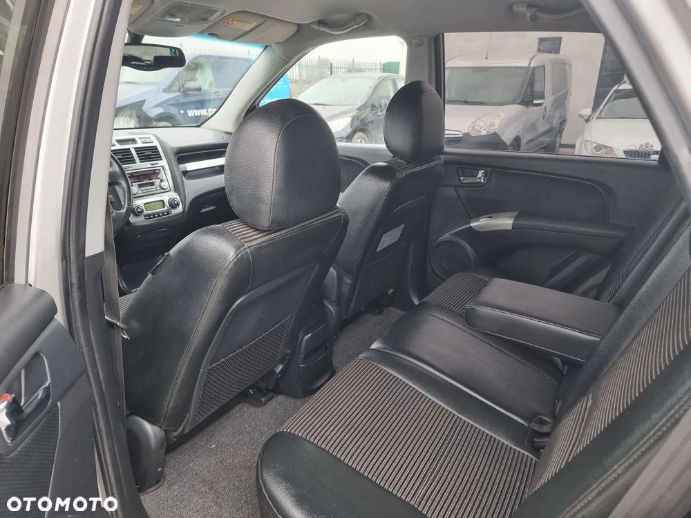 Kia Sportage 2.0 CRDI EX - 8