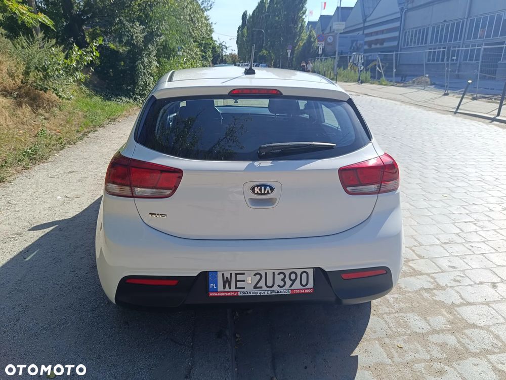 Kia Rio 1.2 M - 13