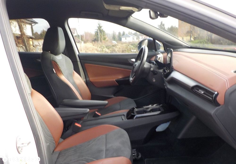 Volkswagen ID.4 - 13