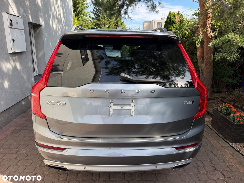 Volvo XC 90 T6 AWD Momentum 7os - 16