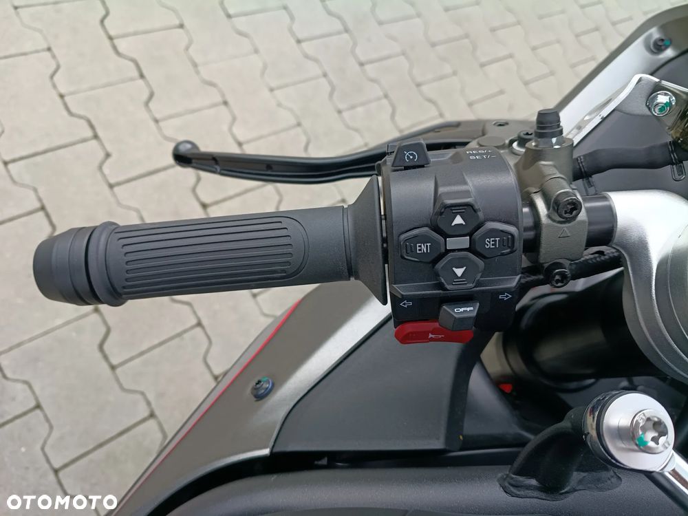 QJMOTOR SRK 921RR - 7