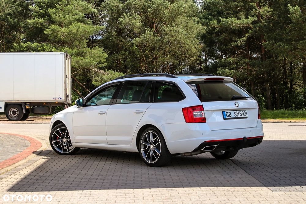 Skoda Octavia 2.0 TDI (Green tec) RS - 15