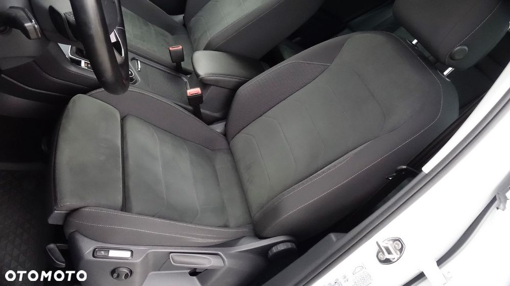 Volkswagen Tiguan - 23