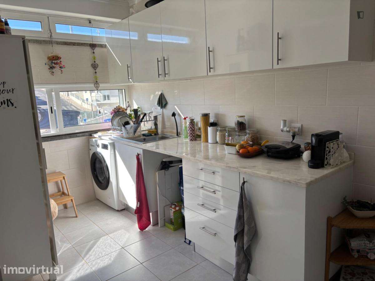 Quarto - localizado em Carcavelos Lisbon - Grande imagem: 2/9