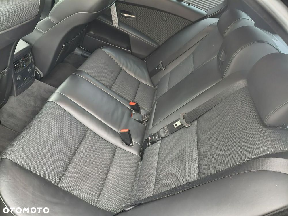BMW Seria 5 - 10